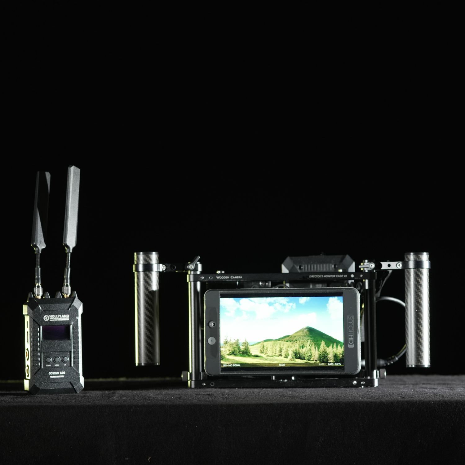 Hollyland Cosmo 600 mit SmallHD 702